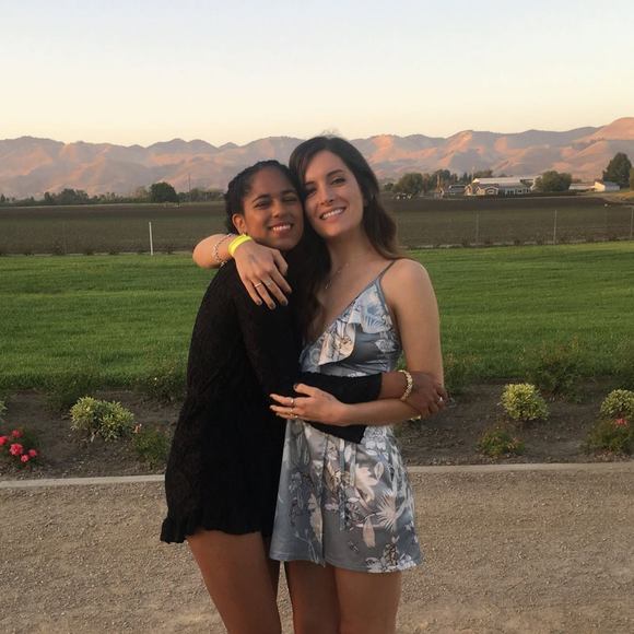 Meet your Posher, Natasha - Picture 1 of 1